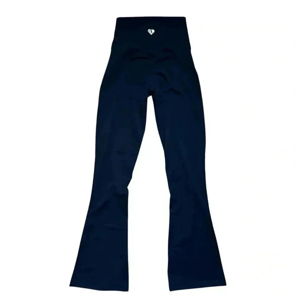 NWT - Women’s Best - Sapphire Flare Leggings - Picture 8 of 8